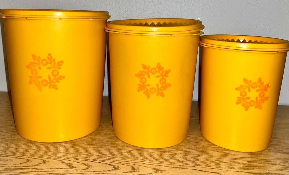 Vintage Tupperware 1970s Harvest Maize Golden Yellow and Orange with a Fig Tree